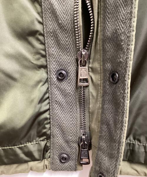 MONCLER（モンクレール）MONCLER (モンクレール) ANDERスナップボタンミリタリージャケット / 4162985 549NU オリーブの古着・服飾アイテム