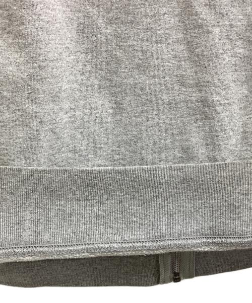 SUPREME（シュプリーム）SUPREME (シュプリーム) Small Box Zip Up Sweatshirt / 19SS グレー サイズ:Mの古着・服飾アイテム
