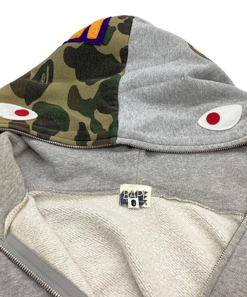 BAPE BY A BATHING APE（ベイプバイアベイシングエイプ）BAPE BY A BATHING APE (ベイプバイアベイシングエイプ) フルジップ シャークパーカー / 初期タグ  グレー サイズ:XLの古着・服飾アイテム