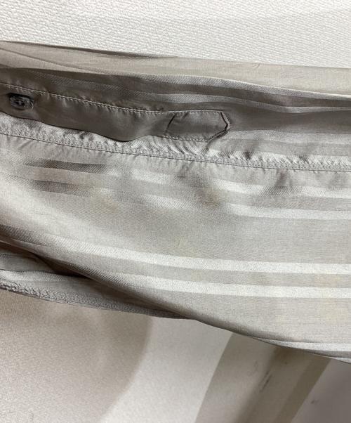 GUCCI（グッチ）GUCCI (グッチ) プルオーバーシルクシャツ　110086.Z6032 ベージュ サイズ:38の古着・服飾アイテム