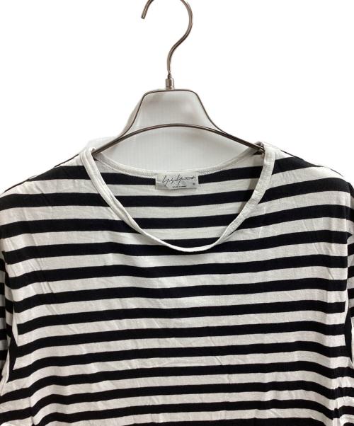 Yohji Yamamoto pour homme（ヨウジヤマモト プールオム）Yohji Yamamoto pour homme (ヨウジヤマモト プールオム) STAFF TEE　HW-T14-270 ホワイト×ブラック サイズ:3の古着・服飾アイテム