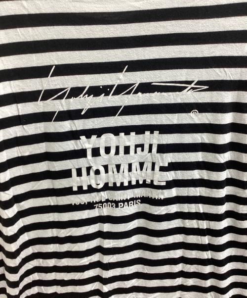 Yohji Yamamoto pour homme（ヨウジヤマモト プールオム）Yohji Yamamoto pour homme (ヨウジヤマモト プールオム) STAFF TEE　HW-T14-270 ホワイト×ブラック サイズ:3の古着・服飾アイテム
