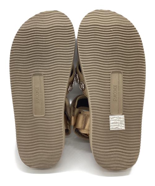 suicoke（スイコック）suicoke (スイコック) TOGA ARCHIVES (トーガアーカイブス) 別注 TONO ウエスタンメタル ストラップサンダル / TC31-AJ502 / 23SS ベージュ サイズ:24cmの古着・服飾アイテム