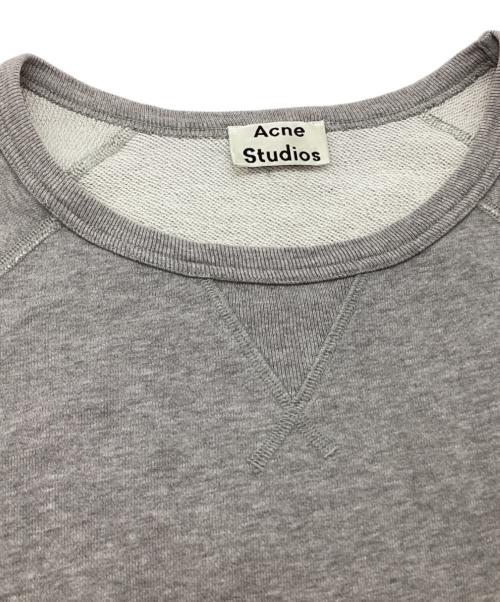 Acne studios（アクネ ストゥディオズ）ACNE STUDIOS (アクネ ストゥディオズ) 前Vクルーネックスウェット 6120902681638 グレー サイズ:Mの古着・服飾アイテム