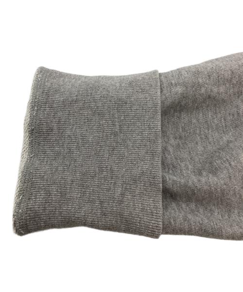 Acne studios（アクネ ストゥディオズ）ACNE STUDIOS (アクネ ストゥディオズ) 前Vクルーネックスウェット 6120902681638 グレー サイズ:Mの古着・服飾アイテム