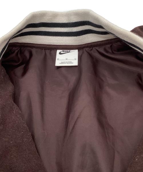 NIKE（ナイキ）NIKE (ナイキ) AS M NK AU VARSITY JKT / バーシティジャケット ブラウン サイズ:Mの古着・服飾アイテム