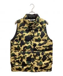 A BATHING APE（アベイシングエイプ）の古着「CAMO DOWN VEST」｜ベージュ×ブラック