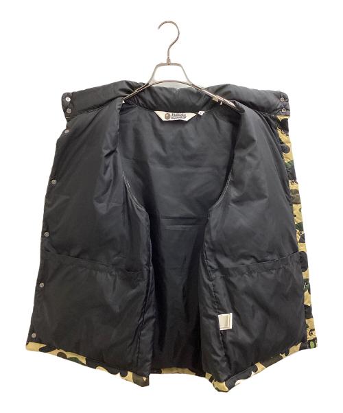 A BATHING APE（アベイシングエイプ）A BATHING APE (アベイシングエイプ) CAMO DOWN VEST ベージュ×ブラック サイズ:Lの古着・服飾アイテム