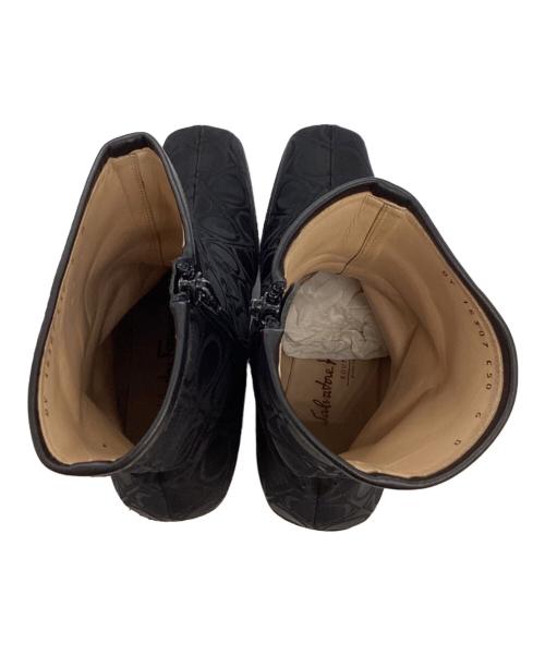 Salvatore Ferragamo（サルヴァトーレ フェラガモ）Salvatore Ferragamo (サルヴァトーレ フェラガモ) アンクルブーツ ブラック サイズ:6の古着・服飾アイテム