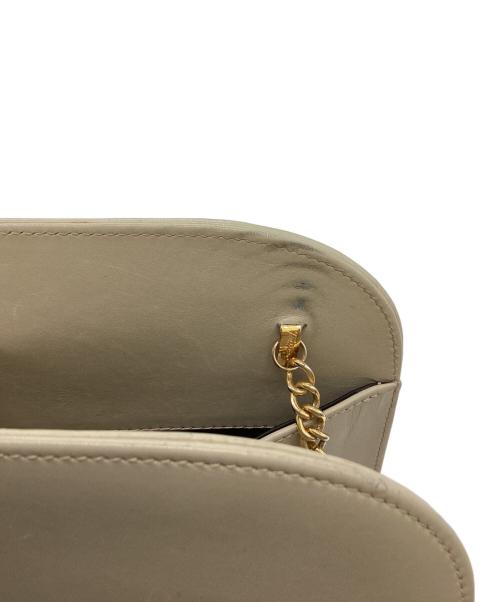 Salvatore Ferragamo（サルヴァトーレ フェラガモ）Salvatore Ferragamo (サルヴァトーレ フェラガモ) チェーンショルダーバッグ ホワイトの古着・服飾アイテム