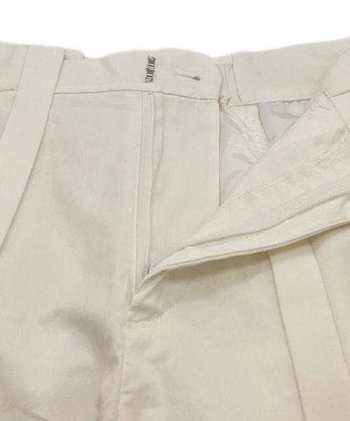 UN3D.（アンスリード）UN3D. (アンスリード) パンツ / 522440700101-01 アイボリー サイズ:36の古着・服飾アイテム