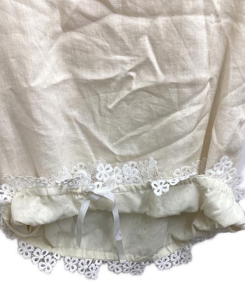 BEARDSLEY（ビアズリー）BEARDSLEY (ビアズリー) 裾レースリネンノースリーブブラウス / BEZ1041604A0004 / 24SS ベージュ サイズ:Freeの古着・服飾アイテム