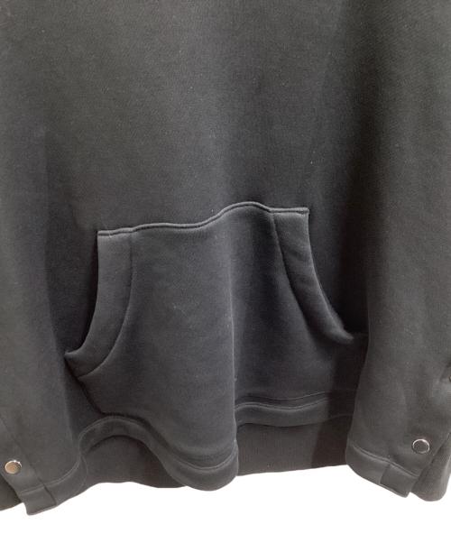 CINOH（チノ）CINOH (チノ) 別注 SIDE SLIT SWEAT HOODIE / 23WCU503 ブラック サイズ:記載無しの古着・服飾アイテム