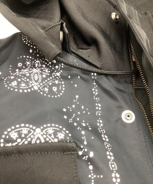 FACETASM（ファセッタズム）FACETASM (ファセッタズム) ORIGINAL BANDANA PRINT HIGH NECK JACKET / MKS-JK-M13 / 23AW ブラック サイズ:4の古着・服飾アイテム