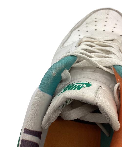 NIKE（ナイキ）NIKE (ナイキ) AIR FORCE 1 07 LV8 EMB / DM0109-100 ホワイト×グリーン サイズ:27cmの古着・服飾アイテム