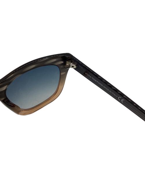 TOM FORD（トムフォード）TOM FORD (トムフォード) サングラス ブラック×ベージュ サイズ:55□18 145の古着・服飾アイテム