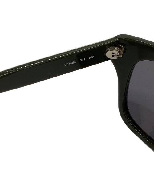 VALENTINO（ヴァレンティノ）VALENTINO (ヴァレンティノ) ピラミッドスタッズ サングラス　/　V656SC オリーブの古着・服飾アイテム