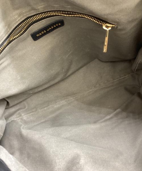 MARC JACOBS（マークジェイコブス）MARC JACOBS (マークジェイコブス) スタッズレザーショルダーバッグ ブラックの古着・服飾アイテム