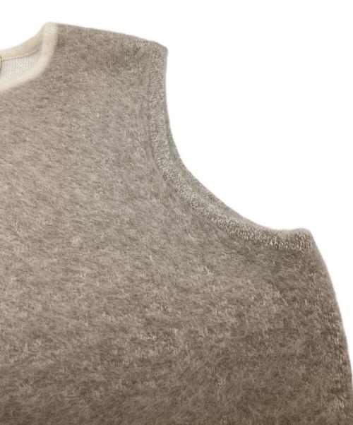 UNITED ARROWS TOKYO（ユナイテッドアローズトウキョウ）UNITED ARROWS TOKYO (ユナイテッドアローズトウキョウ) フォックスカシミヤジップベスト ベージュ サイズ:FREEの古着・服飾アイテム