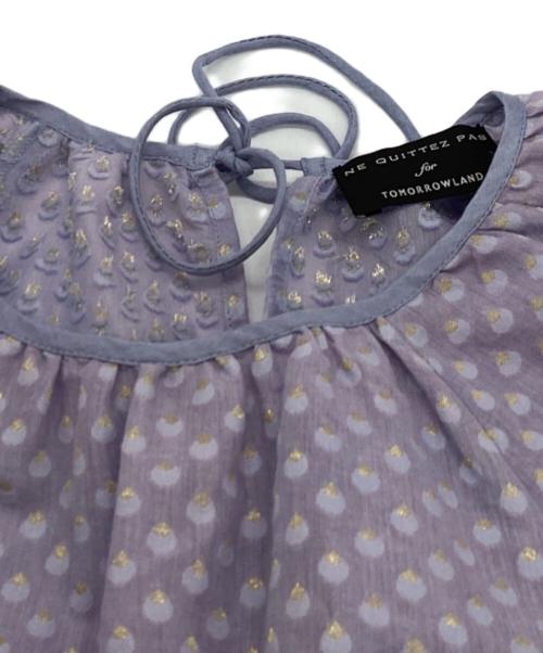 ne quittez pas（ヌキテパ）ne quittez pas (ヌキテパ) ラメジャカードブラウス　/　010122BS1TL ブルー サイズ:不明の古着・服飾アイテム
