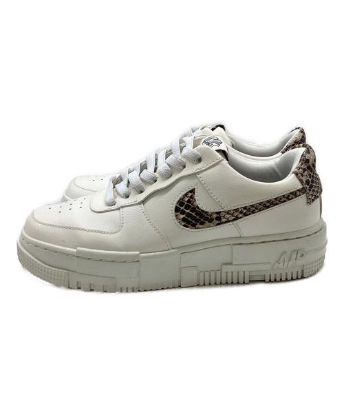 NIKE（ナイキ）NIKE (ナイキ) GS Dunk Low ホワイト×グレー サイズ:24の古着・服飾アイテム