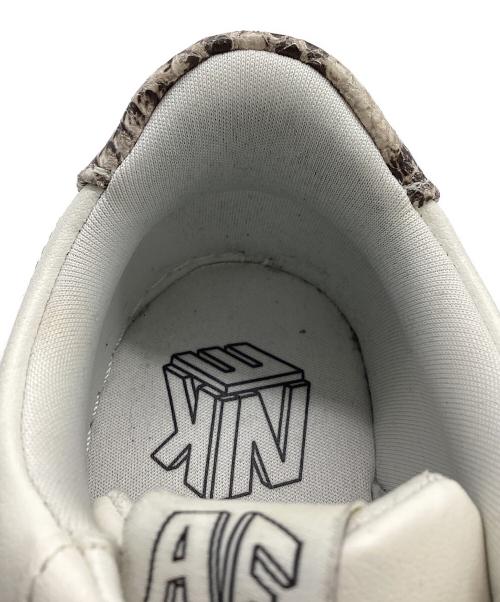 NIKE（ナイキ）NIKE (ナイキ) GS Dunk Low ホワイト×グレー サイズ:24の古着・服飾アイテム