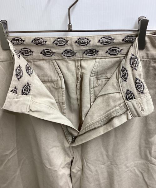 Dickies（ディッキーズ）Dickies (ディッキーズ) MONKEY TIME (モンキータイム) 別注 バギー ワーク パンツ アイボリー サイズ:32の古着・服飾アイテム