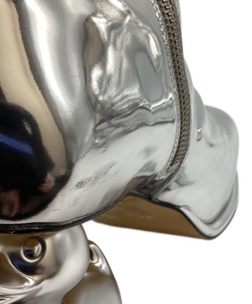 Maison MIHARA YASUHIRO（メゾン ミハラ ヤスヒロ）Maison MIHARA YASUHIRO (メゾン ミハラ ヤスヒロ) Duck Heel Boots / ダックヒールブーツ / B13FW705 シルバー サイズ:40の古着・服飾アイテム
