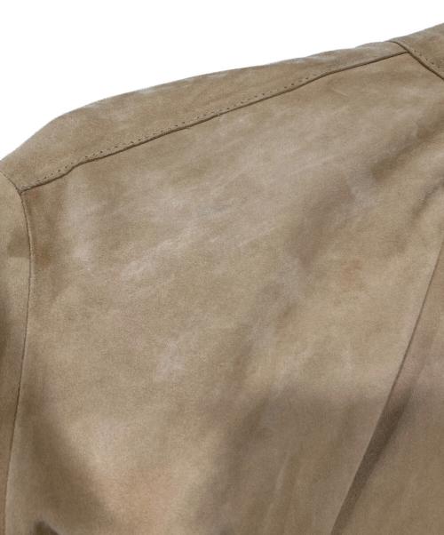 ARMANI COLLEZIONI（アルマーニ コレツィオーニ）ARMANI COLLEZIONI (アルマーニ コレツィオーニ) スエードレザーシャツ ベージュ サイズ:48の古着・服飾アイテム
