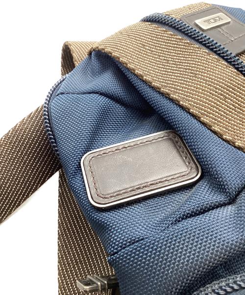 TUMI（トゥミ）TUMI (トゥミ) Alpha Bravo Monterey Sling ネイビーの古着・服飾アイテム