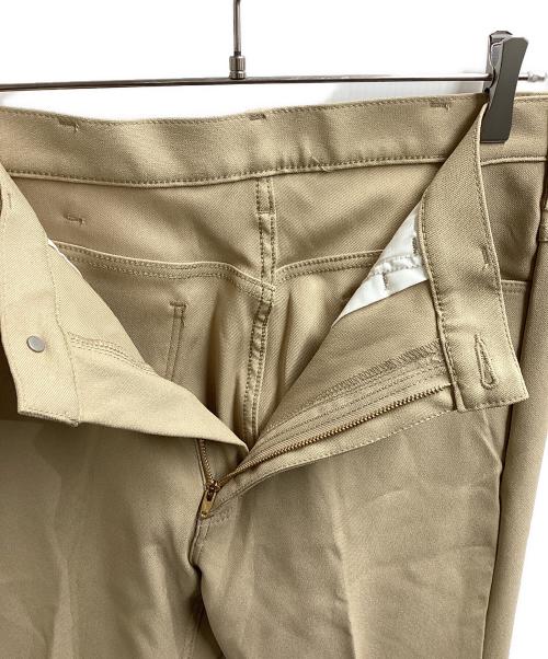 Wrangler（ラングラー）Wrangler (ラングラー) JOURNAL STANDARD (ジャーナルスタンダード) 別注サンダルカットスタプレパンツ ベージュ サイズ:34 未使用品の古着・服飾アイテム