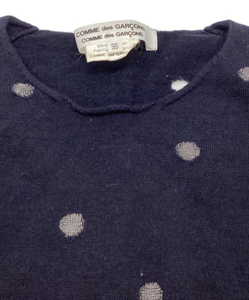 COMME des GARCONS COMME des GARCONS（コムデギャルソン コムデギャルソン）COMME des GARCONS COMME des GARCONS (コムデギャルソン コムデギャルソン) ドット柄ニット / RB-N009 / AD2008 ネイビー サイズ:SSの古着・服飾アイテム