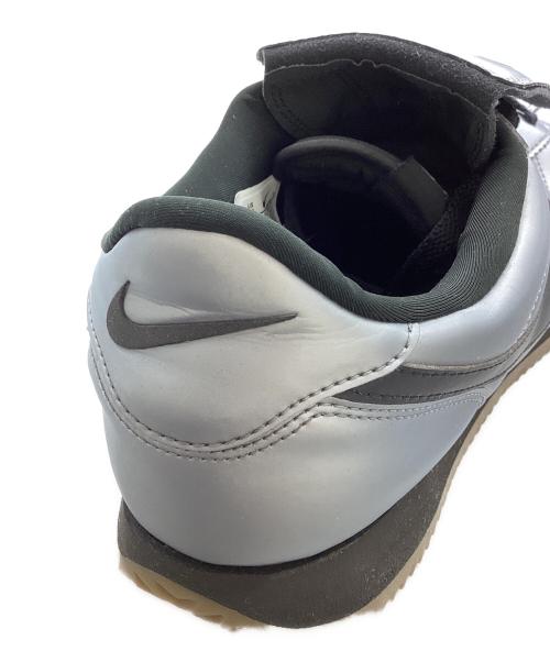 NIKE（ナイキ）NIKE (ナイキ) CORTEZ SE MTLC / HQ3490-099 グレー サイズ:27.5cmの古着・服飾アイテム
