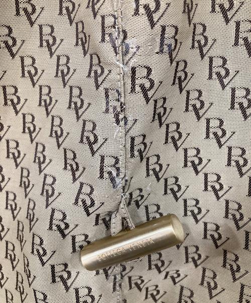 BOTTEGA VENETA（ボッテガベネタ）BOTTEGA VENETA (ボッテガベネタ) BV柄 スパンコールファージャケット ベージュ サイズ:42の古着・服飾アイテム