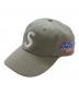 Supreme（シュプリーム）の古着「World Famous Logo 6 Panel / ワールド フェイマス エス ロゴ 6 パネル / キャップ / 25SS」｜グレー