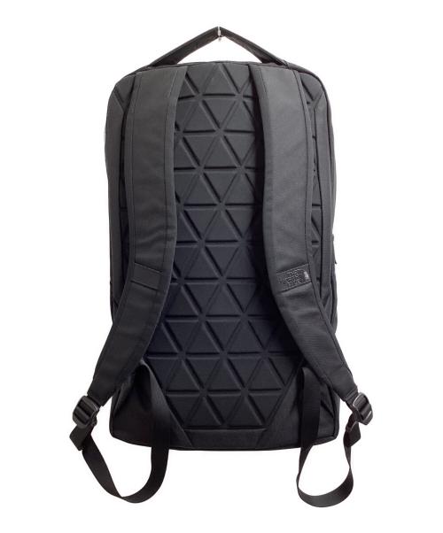 THE NORTH FACE（ザ ノース フェイス）THE NORTH FACE (ザ ノース フェイス) SHUTTLE DAYPACK SLIM / シャトルデイパックスリム 15L / NM82330 ブラックの古着・服飾アイテム