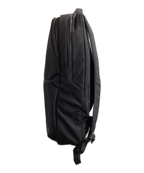 THE NORTH FACE（ザ ノース フェイス）THE NORTH FACE (ザ ノース フェイス) SHUTTLE DAYPACK SLIM / シャトルデイパックスリム 15L / NM82330 ブラックの古着・服飾アイテム