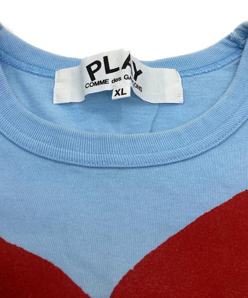 PLAY COMME des GARCONS（プレイコムデギャルソン）PLAY COMME des GARCONS (プレイコムデギャルソン) Bright Heart Logo T-Shirt AZ-T274 AD2019/8 スカイブルー サイズ:XLの古着・服飾アイテム