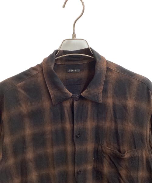COMOLI（コモリ）COMOLI (コモリ) レーヨンオープンカラーシャツ　Z01-02005　24SS ブラウン×ブラック サイズ:2の古着・服飾アイテム