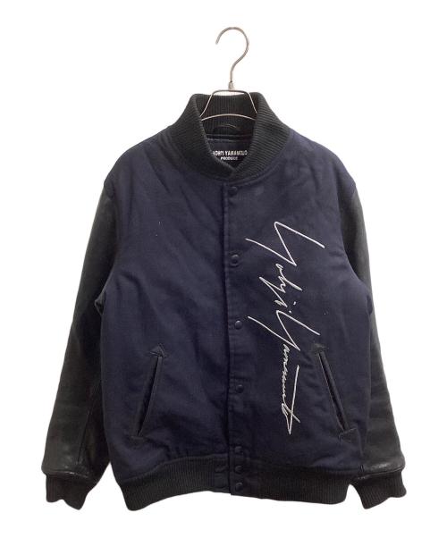 YOHJI YAMAMOTO（ヨウジヤマモト）YOHJI YAMAMOTO (ヨウジヤマモト) New Era (ニューエラ) スタジアムジャケット / HV-Y30-811 ネイビー サイズ:Ｍの古着・服飾アイテム