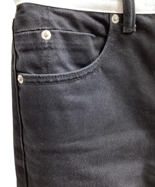 ALEXANDER WANG（アレキサンダー・ワン）ALEXANDER WANG (アレキサンダー・ワン) LOGO WAISTBAND JEANS　/　	4DS1234392 ブラック サイズ:23の古着・服飾アイテム