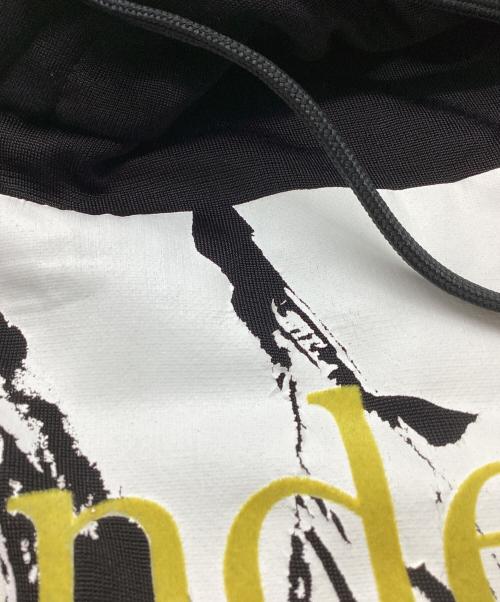ALEXANDER McQUEEN（アレキサンダーマックイーン）ALEXANDER McQUEEN (アレキサンダーマックイーン) プリントフーディー　/　QTZ45 ブラック サイズ:Mの古着・服飾アイテム