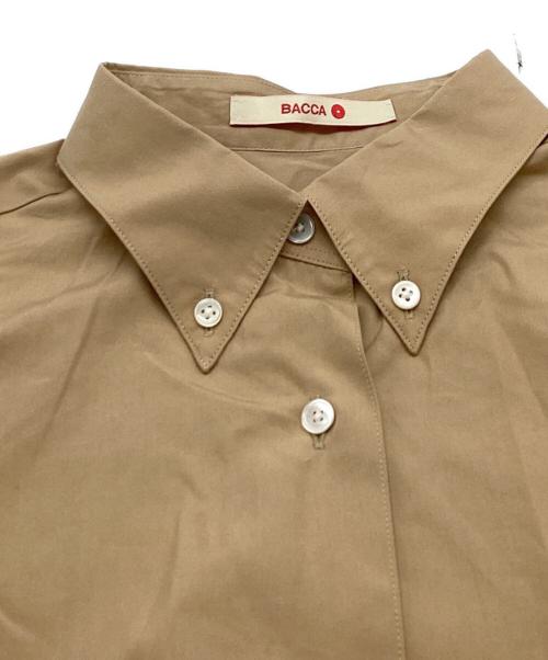BACCA（バッカ）BACCA (バッカ) コットンタイプライター ボタンダウンシャツ / 35014401702 ベージュ サイズ:36の古着・服飾アイテム