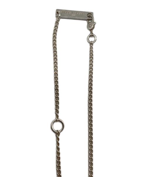 AMBUSH（アンブッシュ）AMBUSH (アンブッシュ) PILL CHARM NECKLACE シルバー×レッドの古着・服飾アイテム