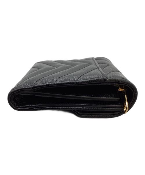 Saint Laurent Paris（サンローランパリ）Saint Laurent Paris (サンローランパリ) マトラッセコンパクトトリフォールドウォレット / 3つ折り財布 / 403943 ブラックの古着・服飾アイテム
