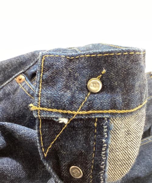 LEVI'S（リーバイス）LEVI'S (リーバイス) 702-XX 復刻セルビッチデニムパンツ / ボタン裏J22 BIGE インディゴ サイズ:不明の古着・服飾アイテム