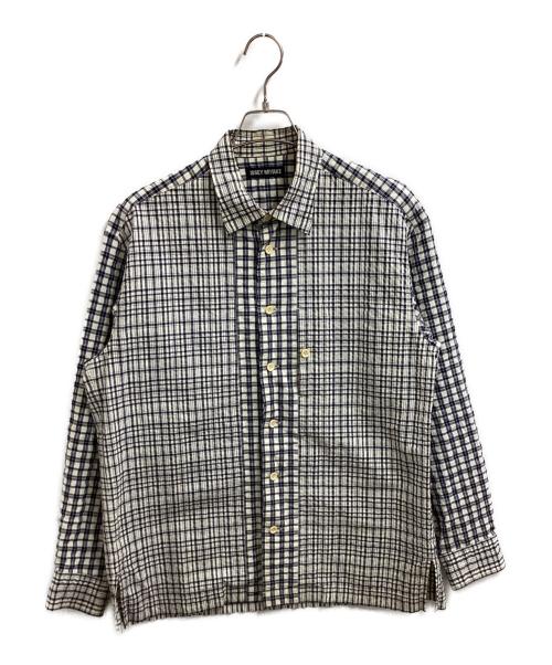 ISSEY MIYAKE（イッセイミヤケ）ISSEY MIYAKE (イッセイミヤケ) Seersucker check shirt / ME33FJ089 / MADE IN JAPAN ホワイト×ネイビー サイズ:3の古着・服飾アイテム