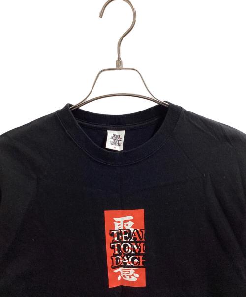 BlackEyePatch（ブラックアイパッチ）BlackEyePatch (ブラックアイパッチ) プリントTシャツ ブラック サイズ:Mの古着・服飾アイテム