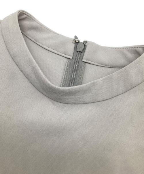 SOEJU（ソージュ）SOEJU (ソージュ) スタンドカラーコクーンブラウス グレー サイズ:Sの古着・服飾アイテム