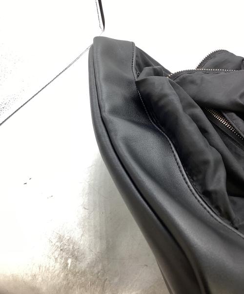 A.P.C.（アーペーセー）A.P.C. (アーペーセー) ナイロン×レザー バックパック ブラックの古着・服飾アイテム
